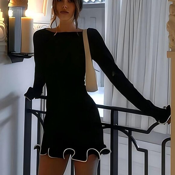 ✨ NEW Contrasting Ruffle Trim Mini Dress Black - Picture 1 of 8